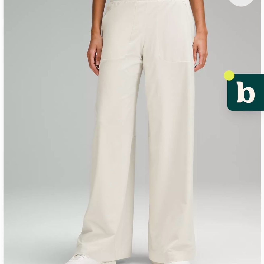 NWT Lulu Swift Wide Leg White Pants